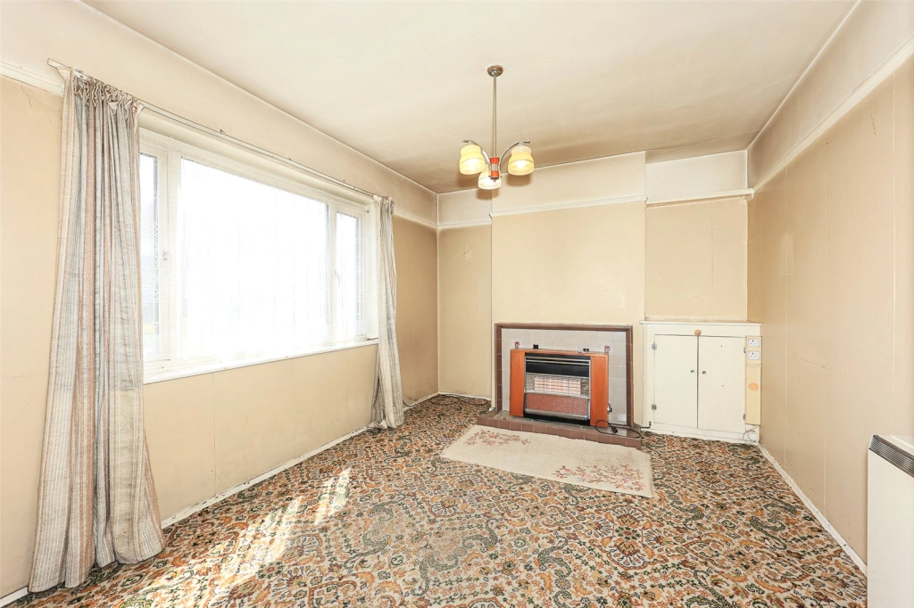 3 bedrooms houses for sale in Ashford Avenue, Hayes - UB4 view 2