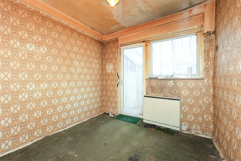3 bedrooms houses for sale in Ashford Avenue, Hayes - UB4 view 5