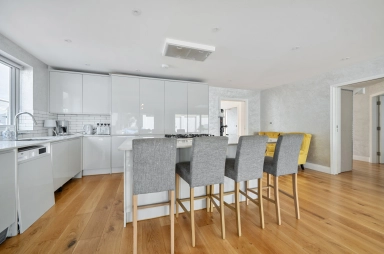 Hillway, Colindale - NW9 view 5