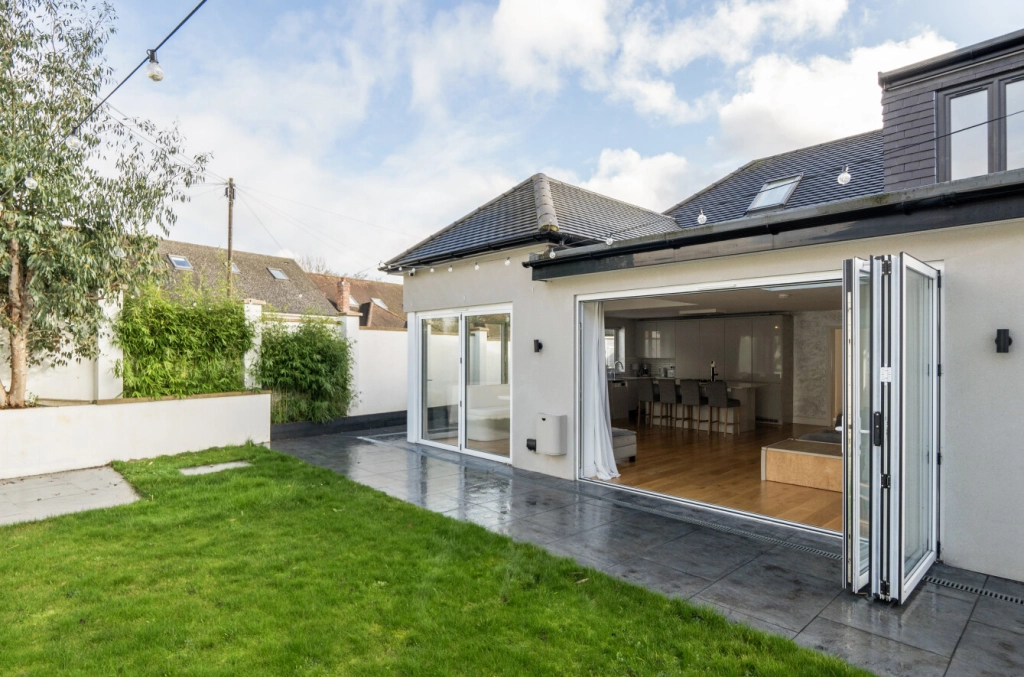 5 bedrooms houses for sale in Hillway, Colindale - NW9 view 18