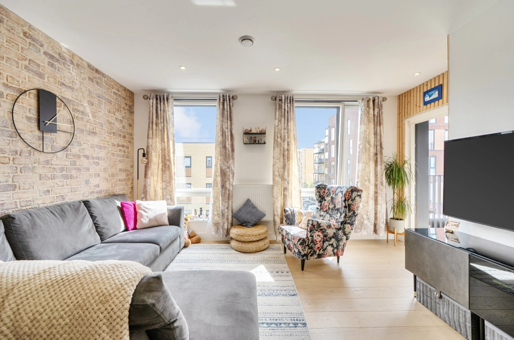 2 bedrooms apartments/flats for sale in Grove Park, Colindale - NW9 view 7