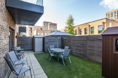Hoy Close, Colindale Gardens, Colindale - NW9 view 9