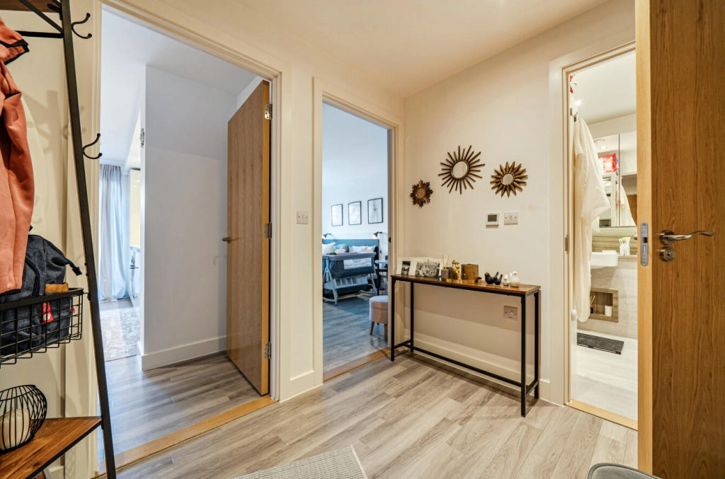 1 bedroom apartments/flats for sale in Hoy Close, Colindale Gardens, Colindale - NW9 view 13