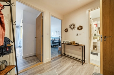 Hoy Close, Colindale Gardens, Colindale - NW9 view 12
