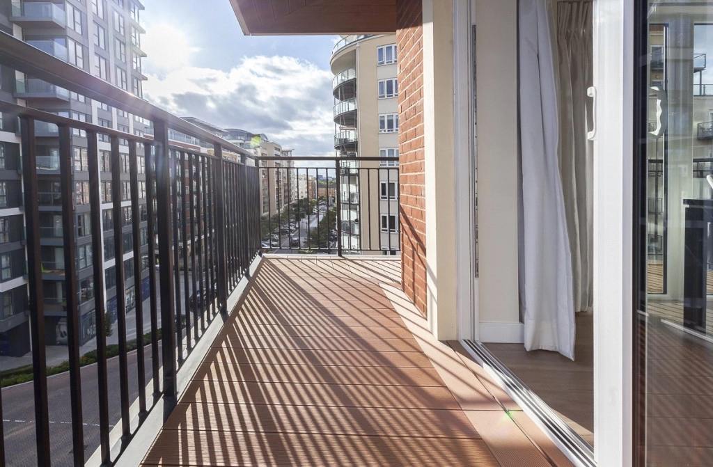 2 bedrooms apartments/flats for sale in Beaufort Square, Beaufort Park, Colindale - NW9 view 11