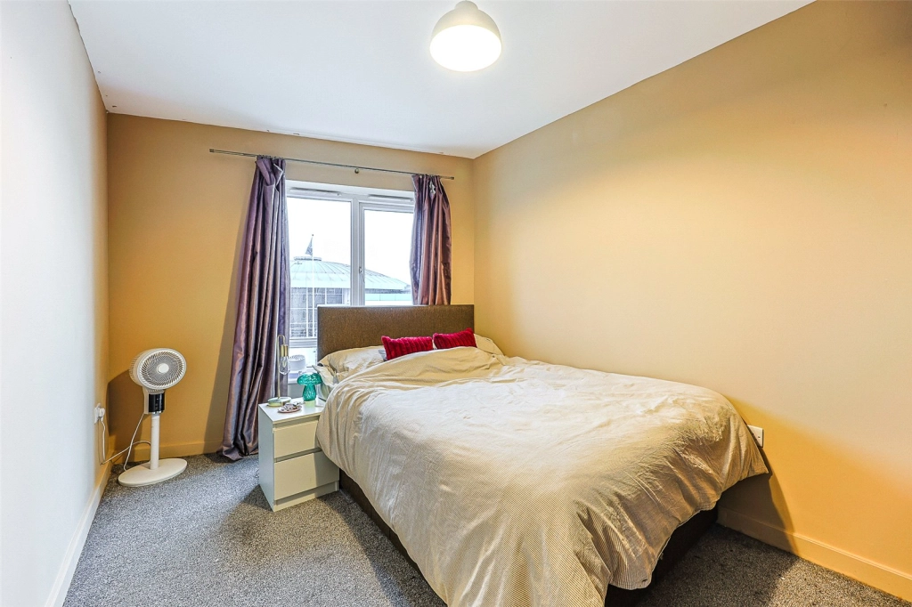 2 bedrooms apartments/flats for sale in Boulevard Drive, Beaufort Park, Colindale - NW9 view 7