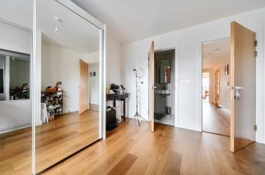 Lismore Boulevard, Colindale Gardens, Colindale - NW9 view 11