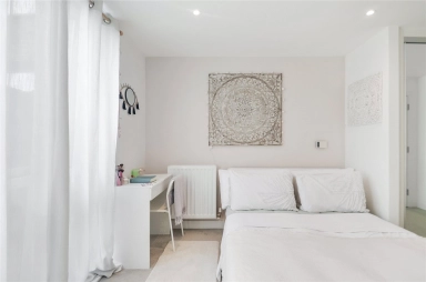 Lismore Boulevard, Colindale Gardens, Colindale - NW9 view 12