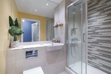 Samara Drive, Southall - UB1 view 27