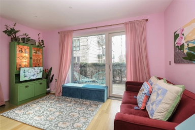 Samara Drive, Southall - UB1 view 4