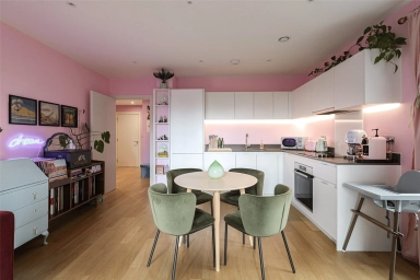 Samara Drive, Southall - UB1 view 26