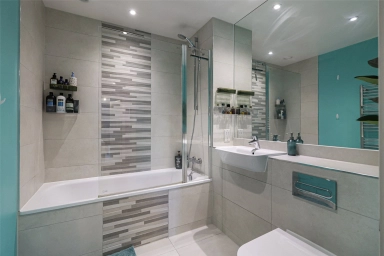 Samara Drive, Southall - UB1 view 8