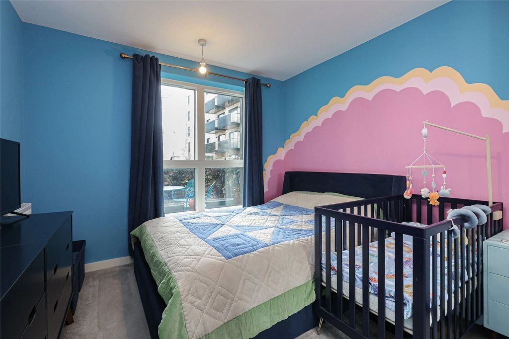 2 bedrooms apartments/flats for sale in Samara Drive, Southall - UB1 view 22