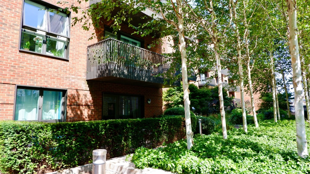 2 bedrooms apartments/flats for sale in Samara Drive, Southall - UB1 view 13