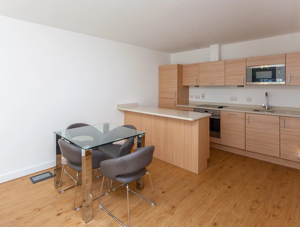 2 bedrooms apartments/flats for sale in Boulevard Drive, Beaufort Park, Colindale - NW9 view 3