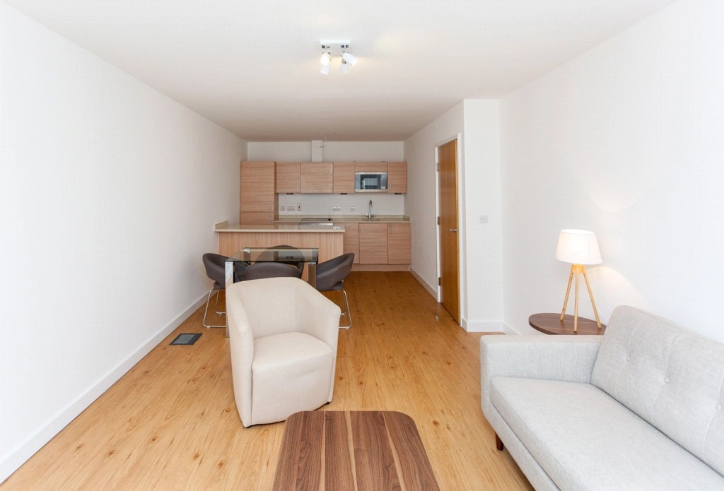 2 bedrooms apartments/flats for sale in Boulevard Drive, Beaufort Park, Colindale - NW9 view 6