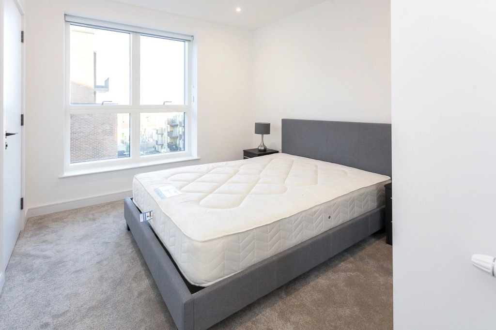 2 bedrooms apartments/flats for sale in Accolade Avenue, Southall - UB1 view 11