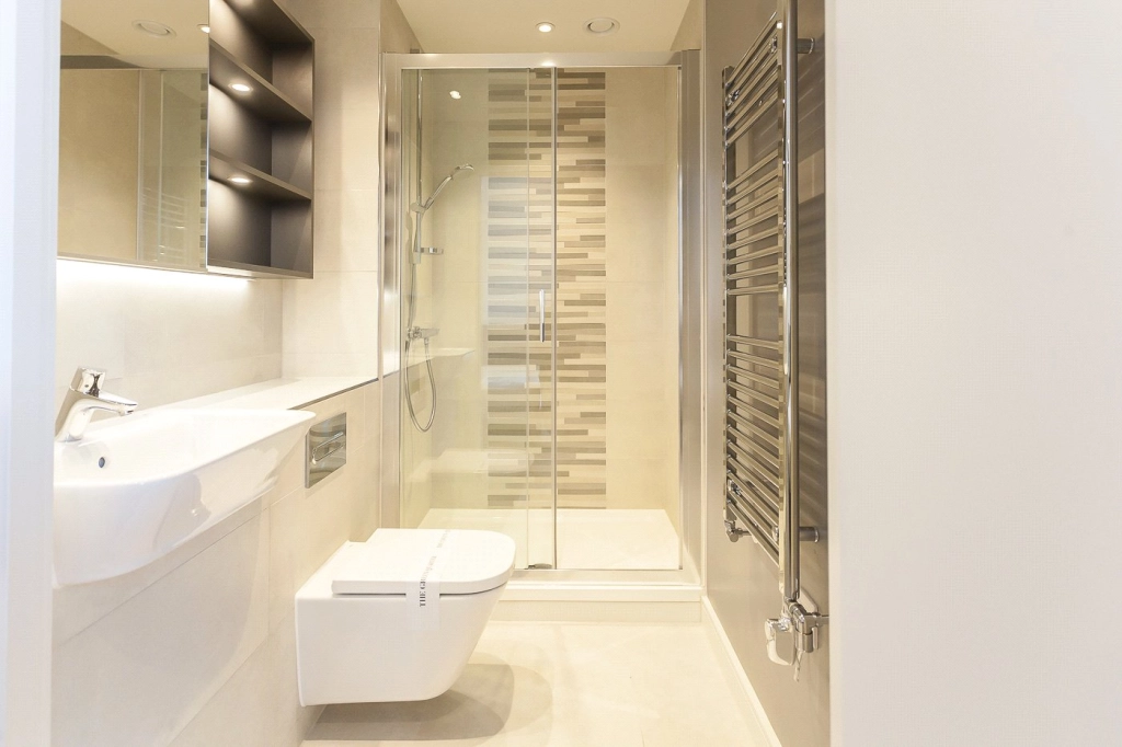 2 bedrooms apartments/flats for sale in Accolade Avenue, Southall - UB1 view 8