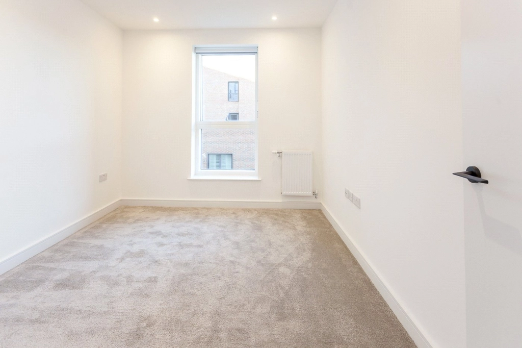 2 bedrooms apartments/flats for sale in Accolade Avenue, Southall - UB1 view 9
