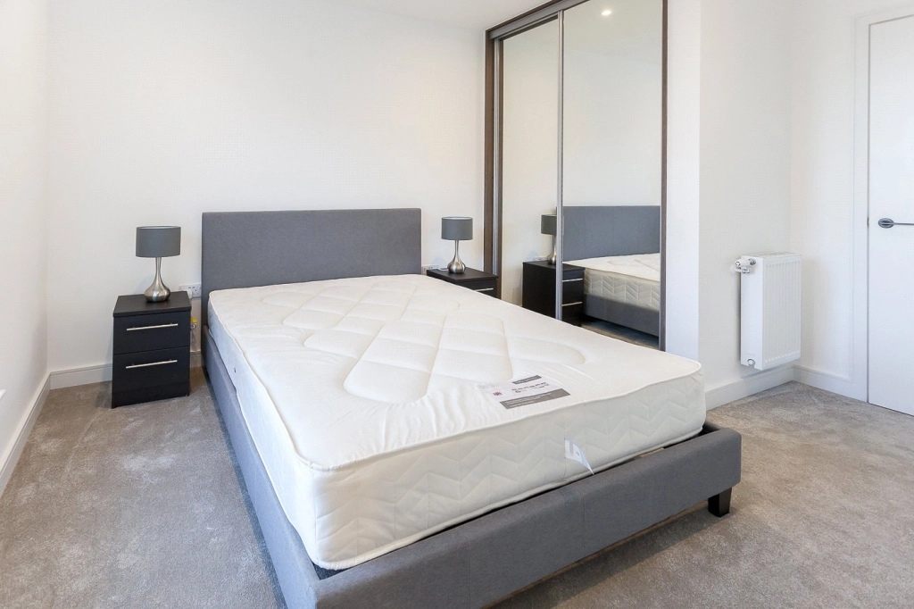 2 bedrooms apartments/flats for sale in Accolade Avenue, Southall - UB1 view 7