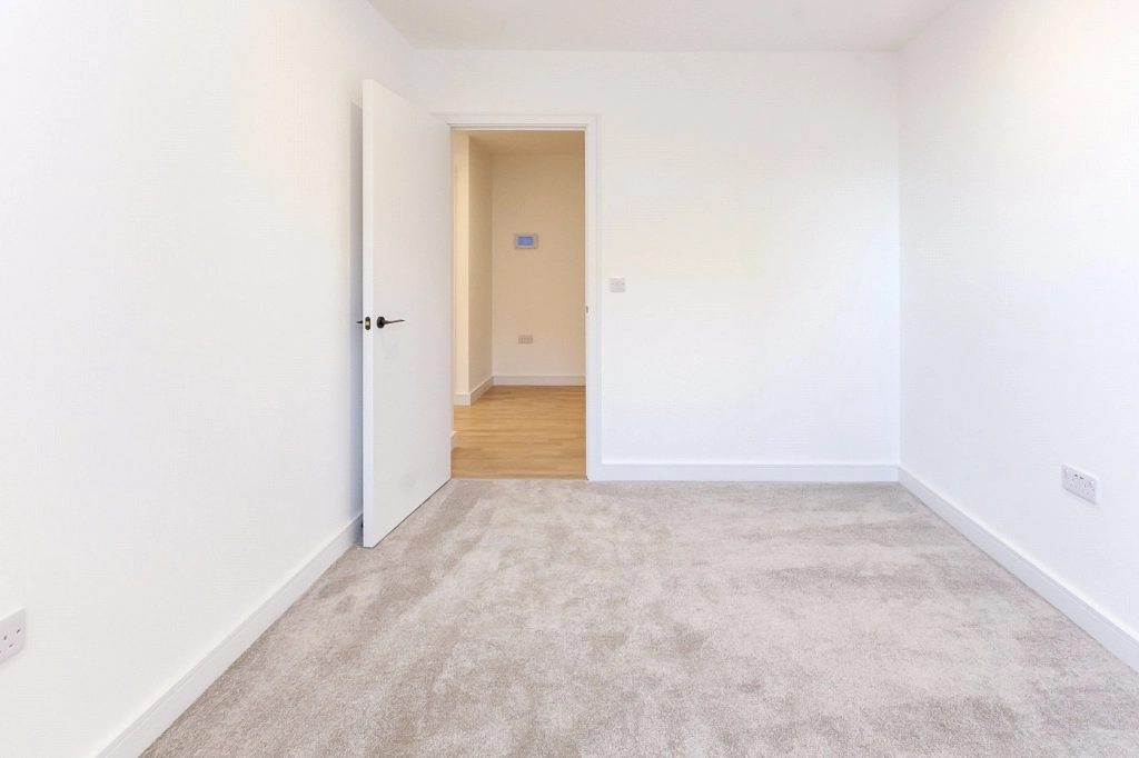 2 bedrooms apartments/flats for sale in Accolade Avenue, Southall - UB1 view 12