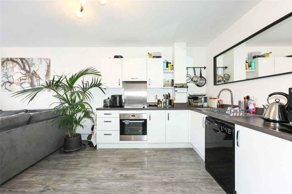 1 bedroom apartments/flats for sale in Grahame Park Way, Colindale - NW9 view 13