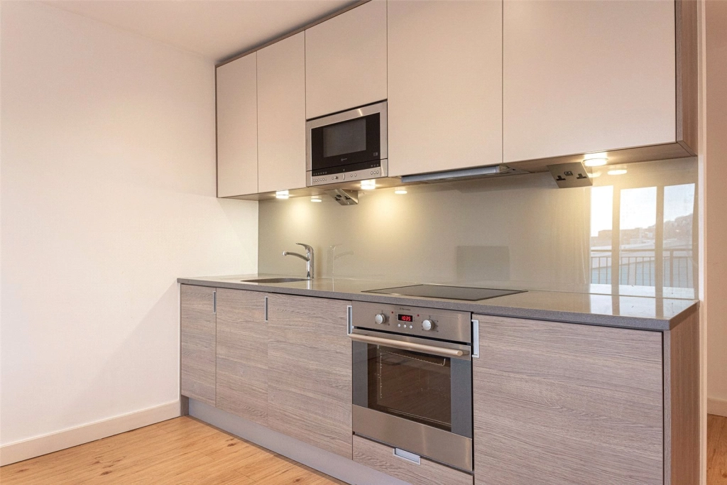 Studio apartments/flats for sale in Heritage Avenue, Beaufort Park, Colindale - NW9 view 4