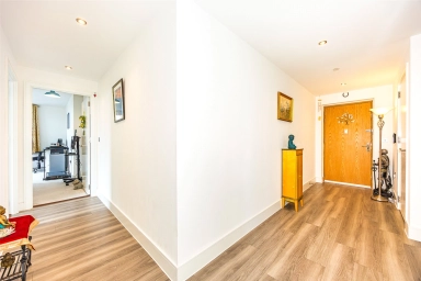Healum Avenue, Southall - UB2 view 17