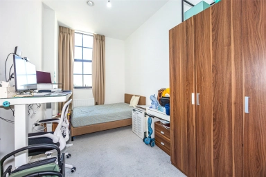 Carnation Gardens, Hayes - UB3 view 5