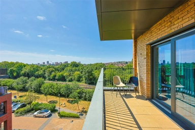 Hoy Close, Colindale Gardens, Colindale - NW9 view 15