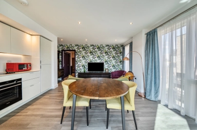 Lismore Boulevard, Colindale Gardens, Colindale - NW9 view 13