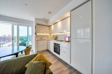 Lismore Boulevard, Colindale Gardens, Colindale - NW9 view 6