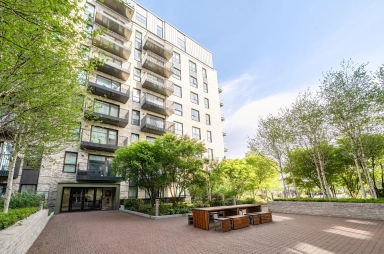 Greenleaf Walk, Southall - UB1 view 15