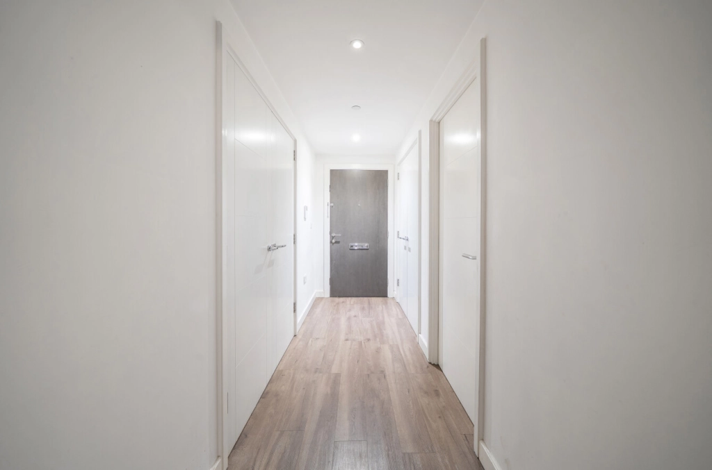 1 bedroom apartments/flats for sale in Caversham Road, Beaufort Park, Colindale - NW9 view 12