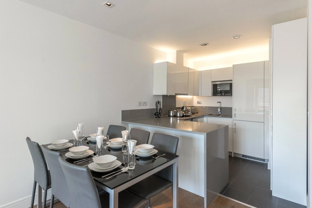 2 bedrooms apartments/flats for sale in Longfield Avenue, Ealing - W5 view 4