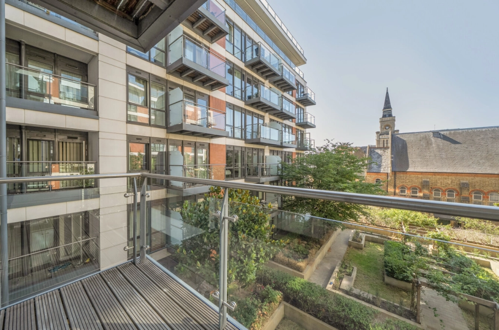 2 bedrooms apartments/flats for sale in Longfield Avenue, Ealing - W5 view 15