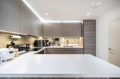 Beaufort Square, Beaufort Park, Colindale - NW9 view 8