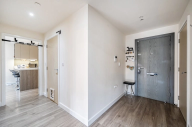 Beaufort Square, Beaufort Park, Colindale - NW9 view 16