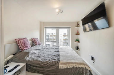 Beaufort Square, Beaufort Park, Colindale - NW9 view 10