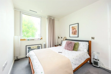 Capitol Way, Colindale - NW9 view 5