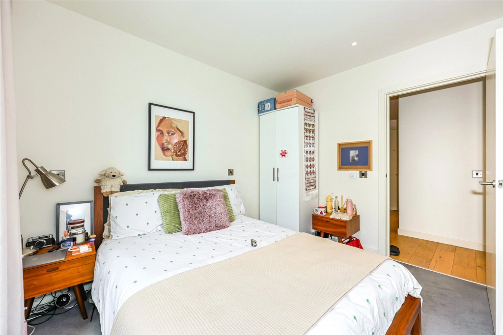 2 bedrooms apartments/flats for sale in Capitol Way, Colindale - NW9 view 15