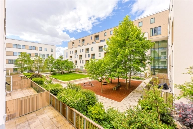 Capitol Way, Colindale - NW9 view 9