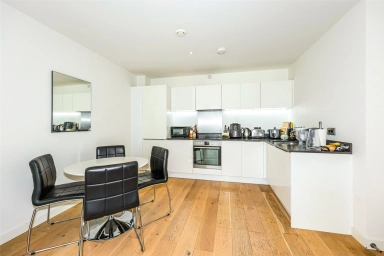 Capitol Way, Colindale - NW9 view 15