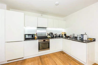 Capitol Way, Colindale - NW9 view 7