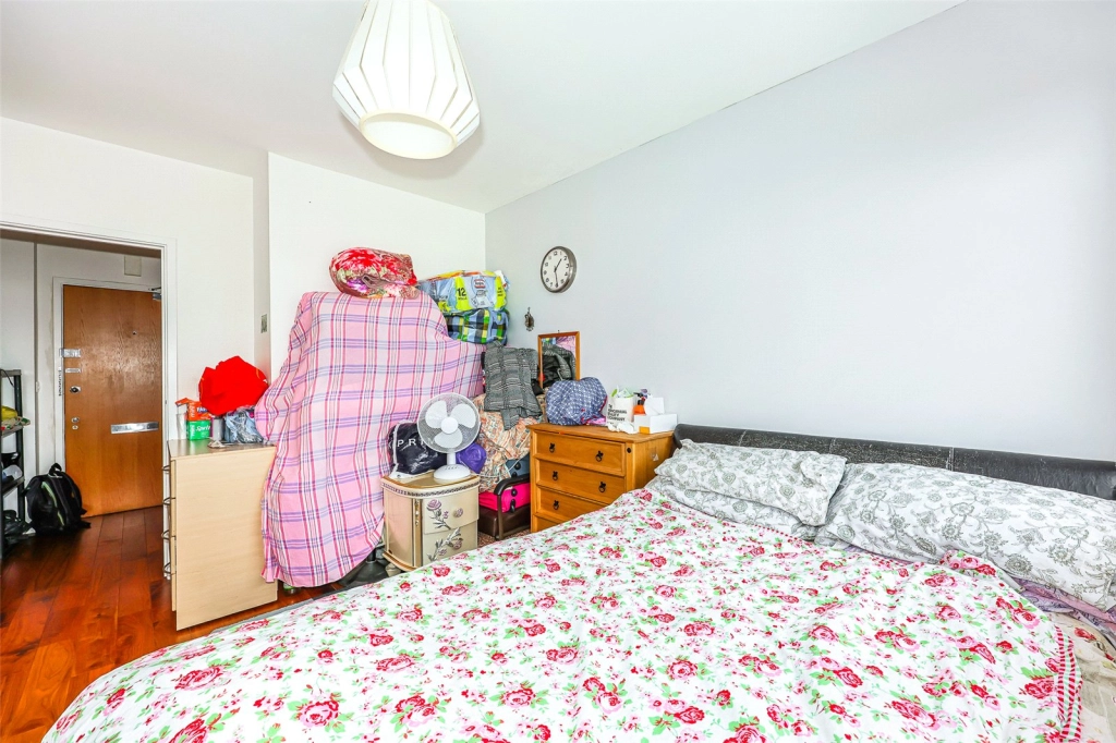 1 bedroom apartments/flats for sale in Bromyard Avenue, Acton - W3 view 12