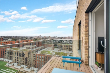 Lismore Boulevard, Colindale Gardens, Colindale - NW9 view 12