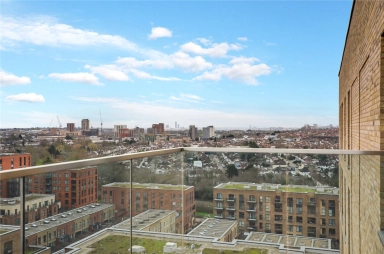 Lismore Boulevard, Colindale Gardens, Colindale - NW9 view 13