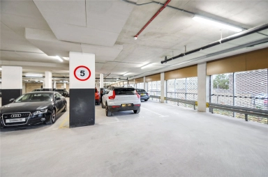 Lismore Boulevard, Colindale Gardens, Colindale - NW9 view 16