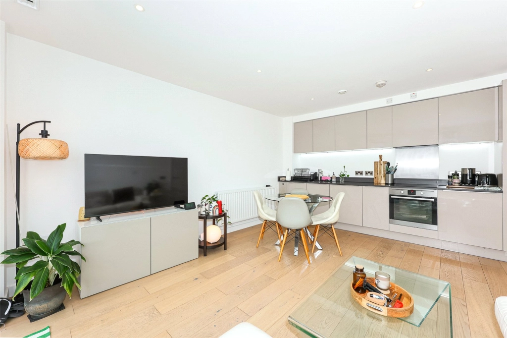 2 bedrooms apartments/flats for sale in Capitol Way, Colindale - NW9 view 2