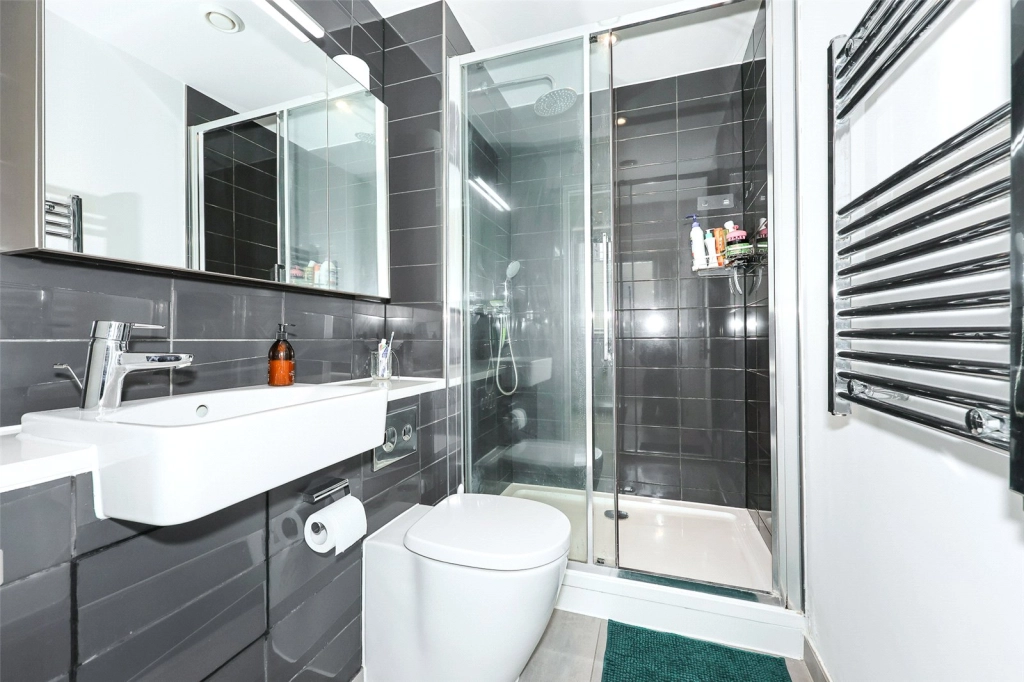 2 bedrooms apartments/flats for sale in Capitol Way, Colindale - NW9 view 6